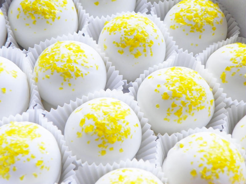 Lemon Cake Truffles